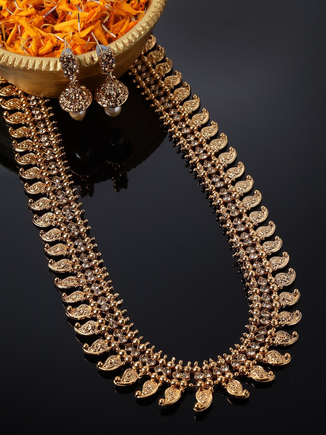 

Sukkhi Gold-Plated Stone-Studded Long Traditional Necklace Jewellery Set