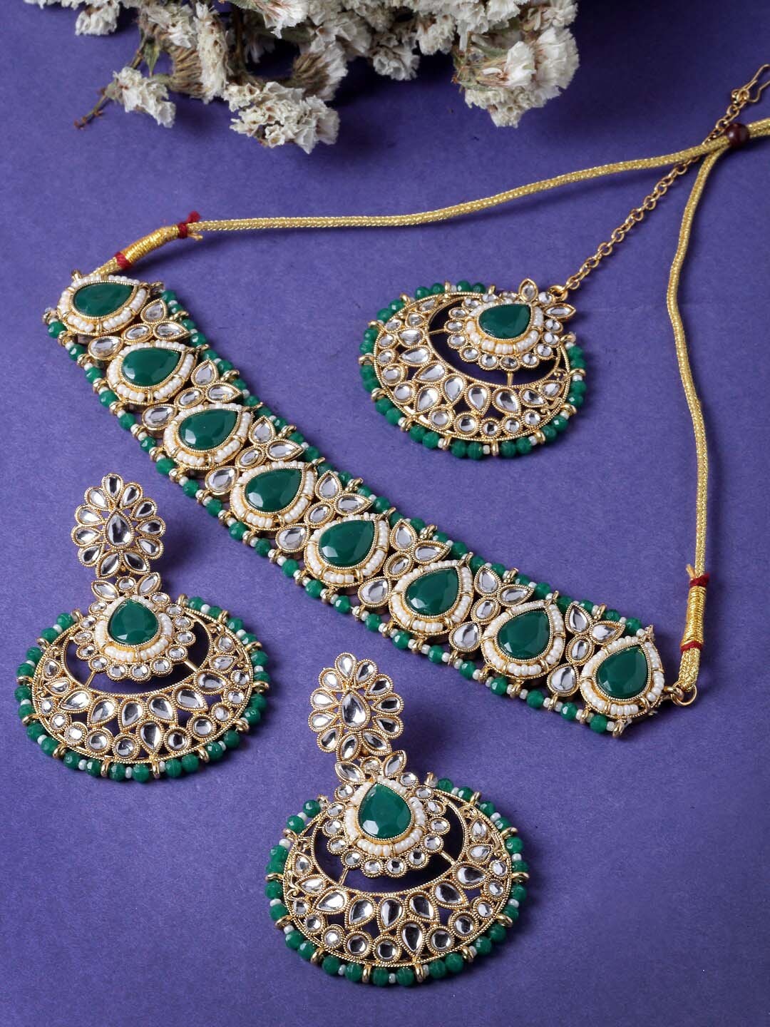 

Sukkhi Gold-Plated Kundan & Beads Studded Choker Necklace Jewellery Set, Green