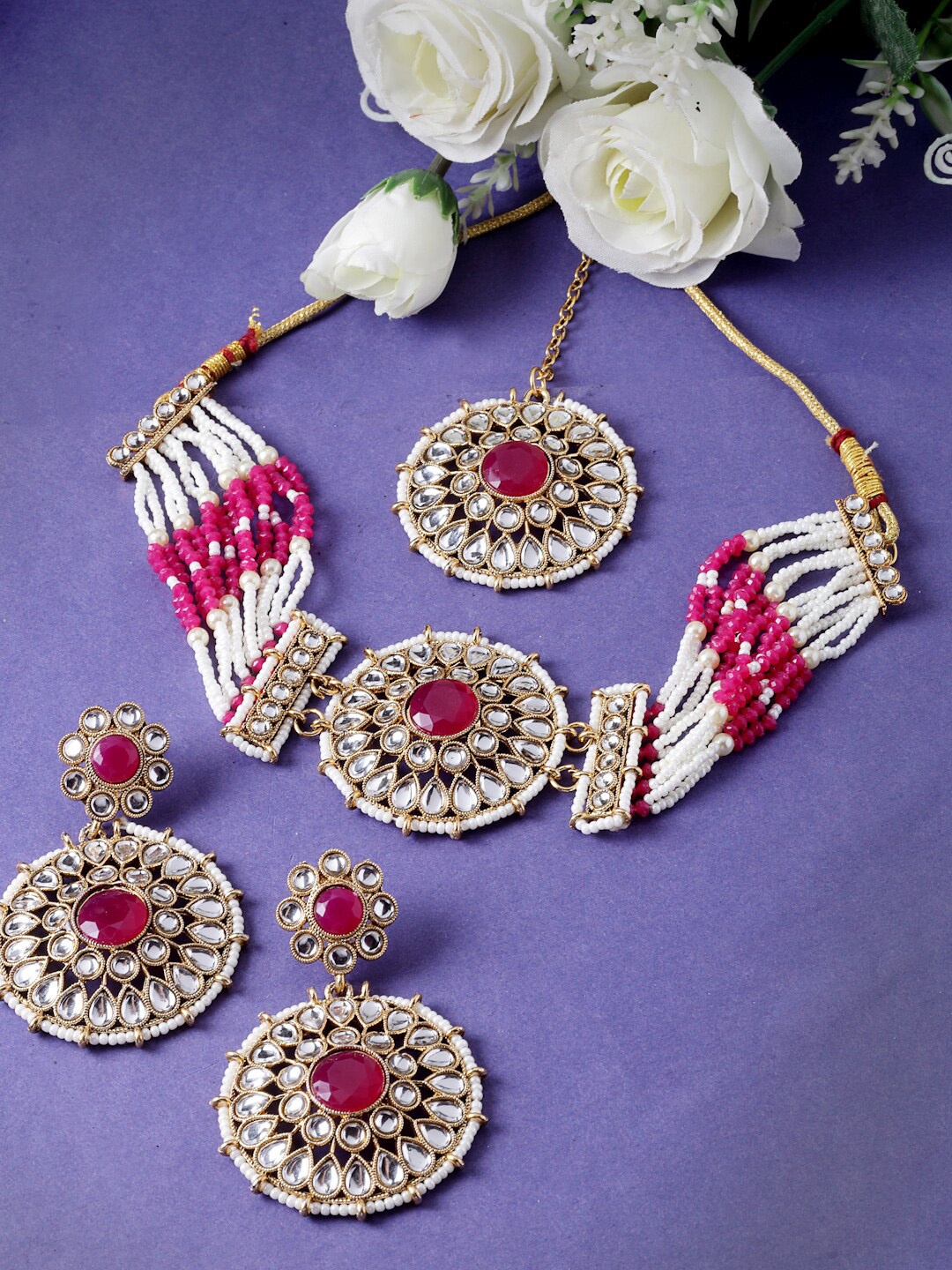 

Sukkhi Gold-Plated Kundan-Studded & Beaded Jewellery Set