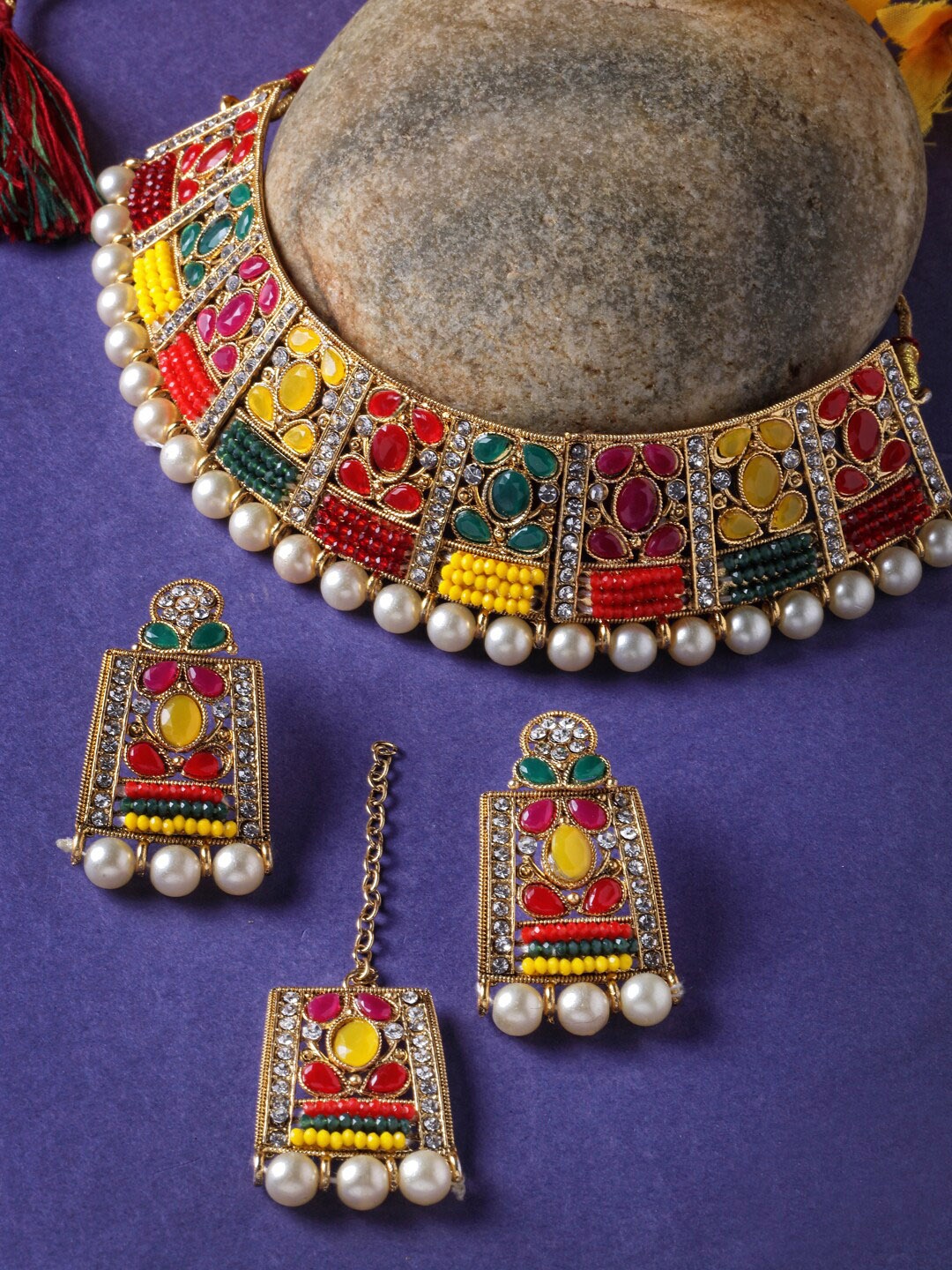 

Sukkhi Gold-Plated Pearl & Stone-Studded Choker Jewellery Set