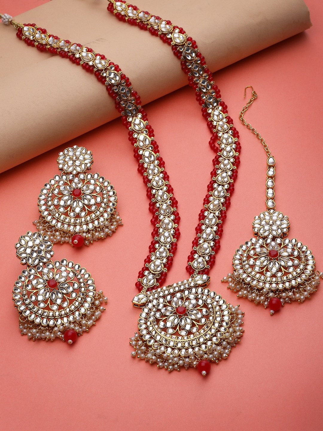 

Sukkhi Gold Plated & Kundan Studded Jewellery Set