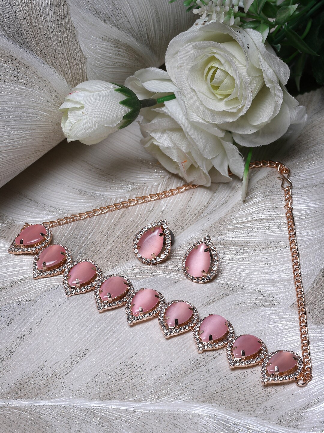 

Sukkhi Gold Plated & AD Studded Jewellery Set