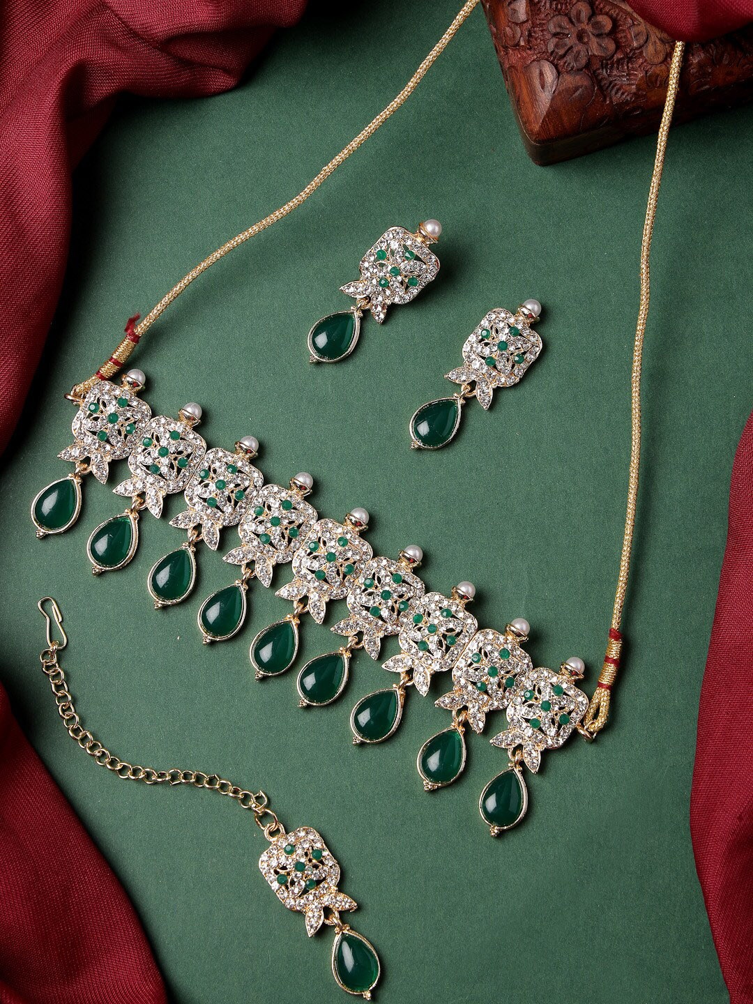 

Sukkhi Gold-Plated American Diamond-Studded & Beaded Necklace With Earrings And Maang Tika, Green