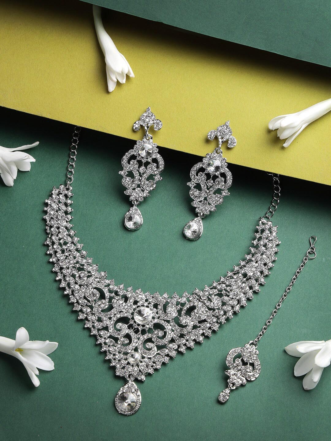 

Sukkhi Silver Rhodium Plated AD Studded & Beaded Jewellery Set