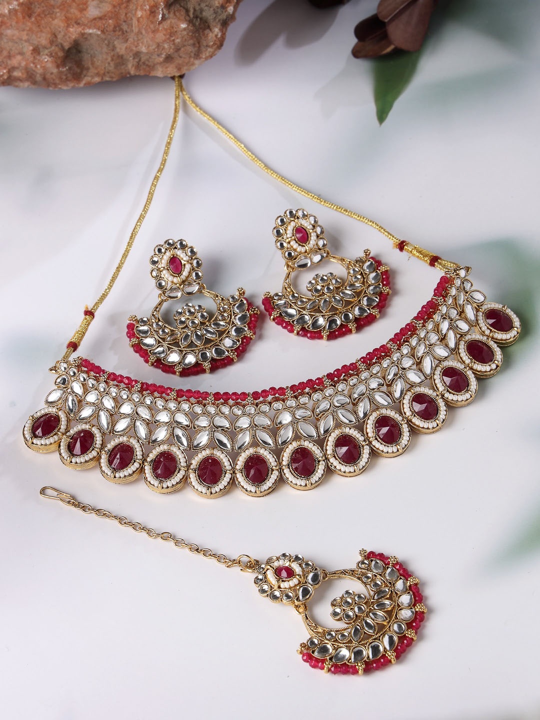 

Sukkhi Gold-Plated Stone-Studded & Beaded Necklace With Earrings And Maang Tika