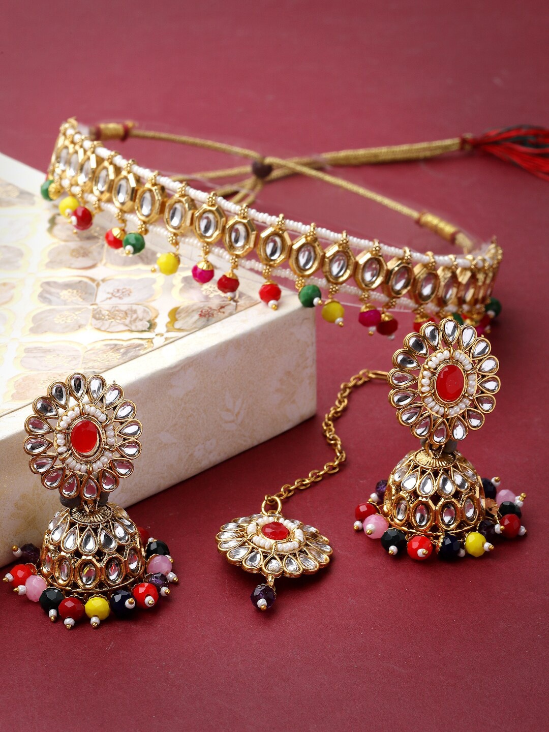 

Sukkhi Gold-Plated Kundan-Studded & Beaded Jewellery Set, White