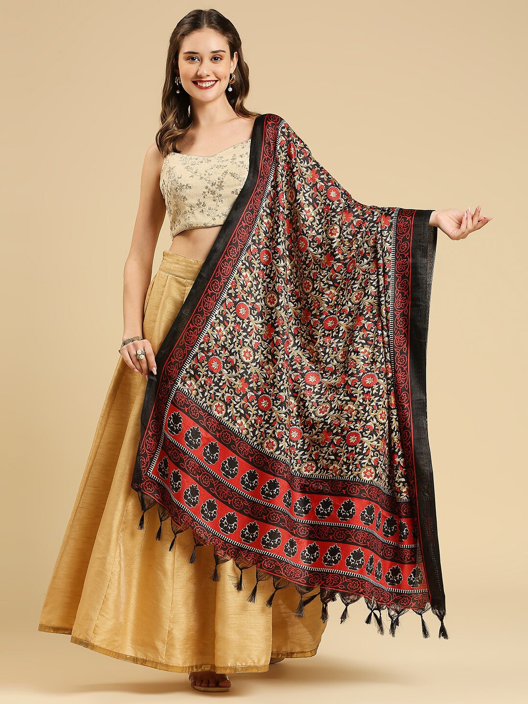 

Dupatta Bazaar Paisley Printed Art Silk Dupatta, Black