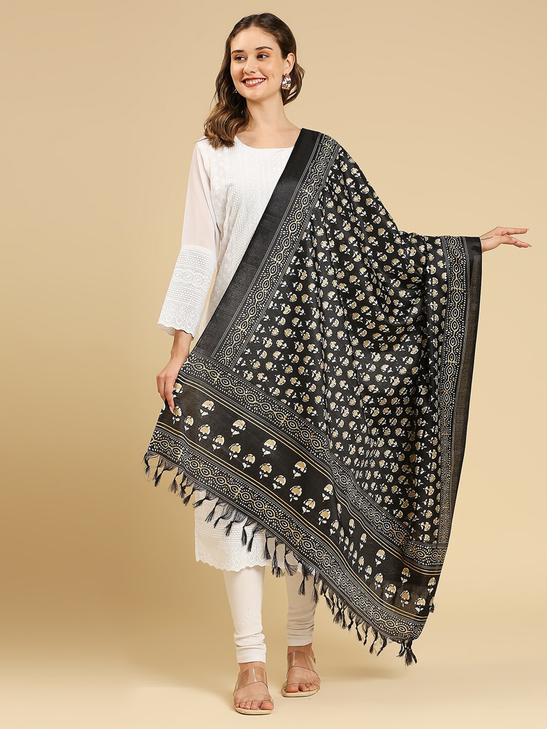 

Dupatta Bazaar Ethnic Motifs Printed Dupatta, Black