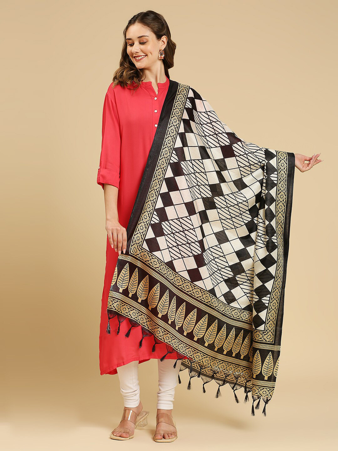 

Dupatta Bazaar Geometric Printed Dupatta, White