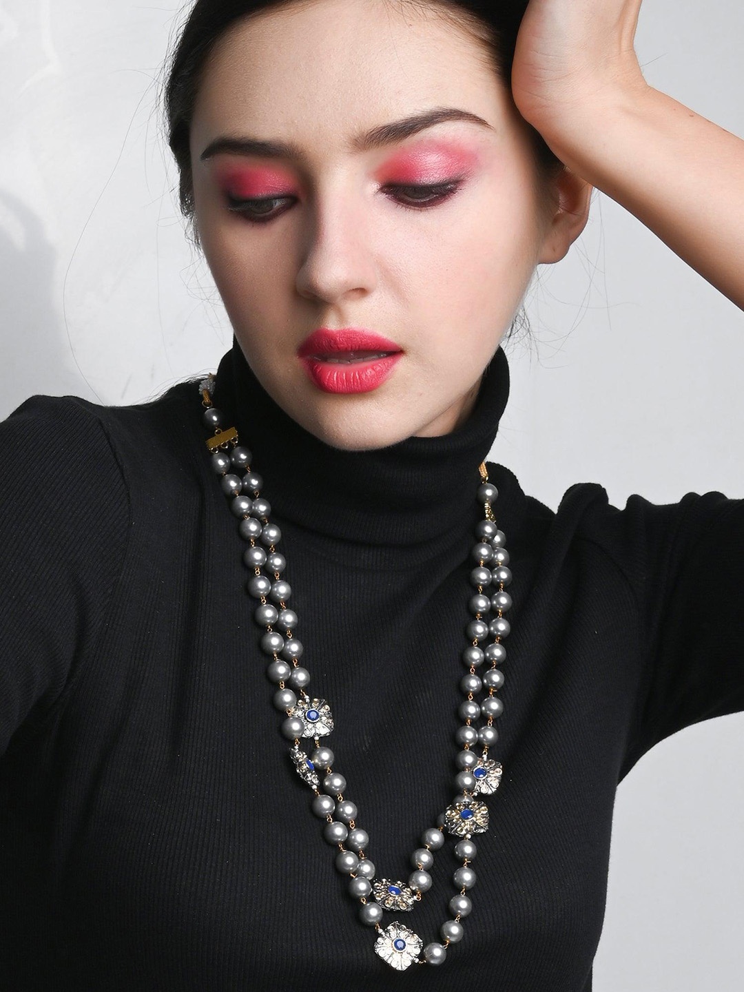 

ODETTE Silver-Plated Stones-Studded Necklace & Earring