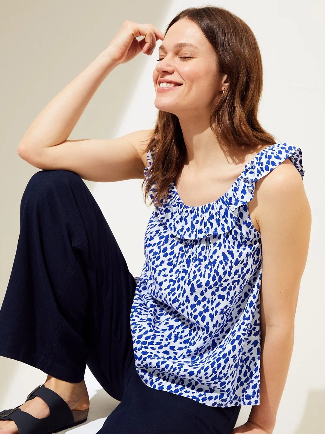 

Marks & Spencer Abstract Printed Cape Sleeves A-Line Top, Blue