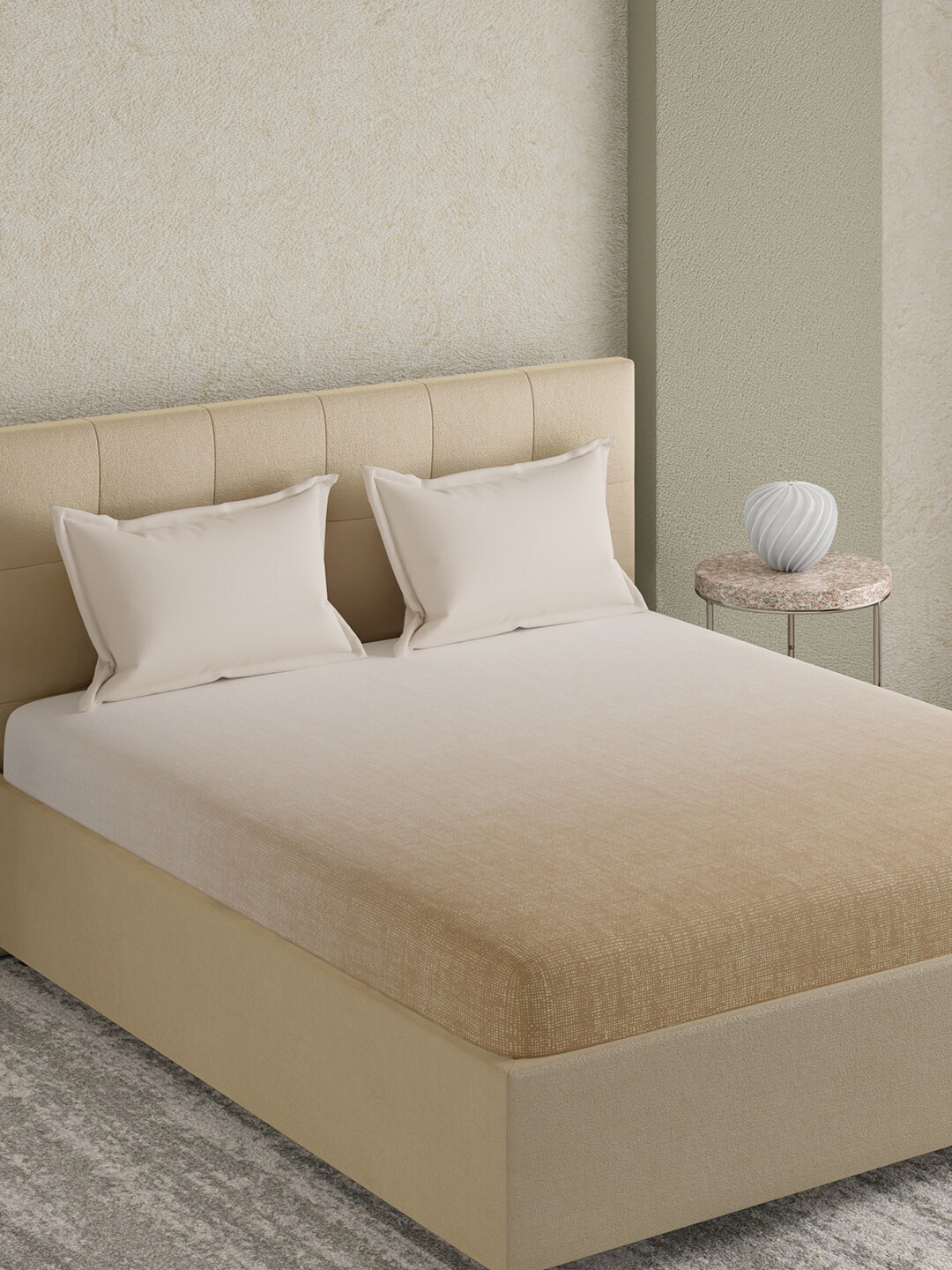 

GM Cream-Coloured & Beige Cotton 180 TC King Bedsheet with 2 Pillow Covers