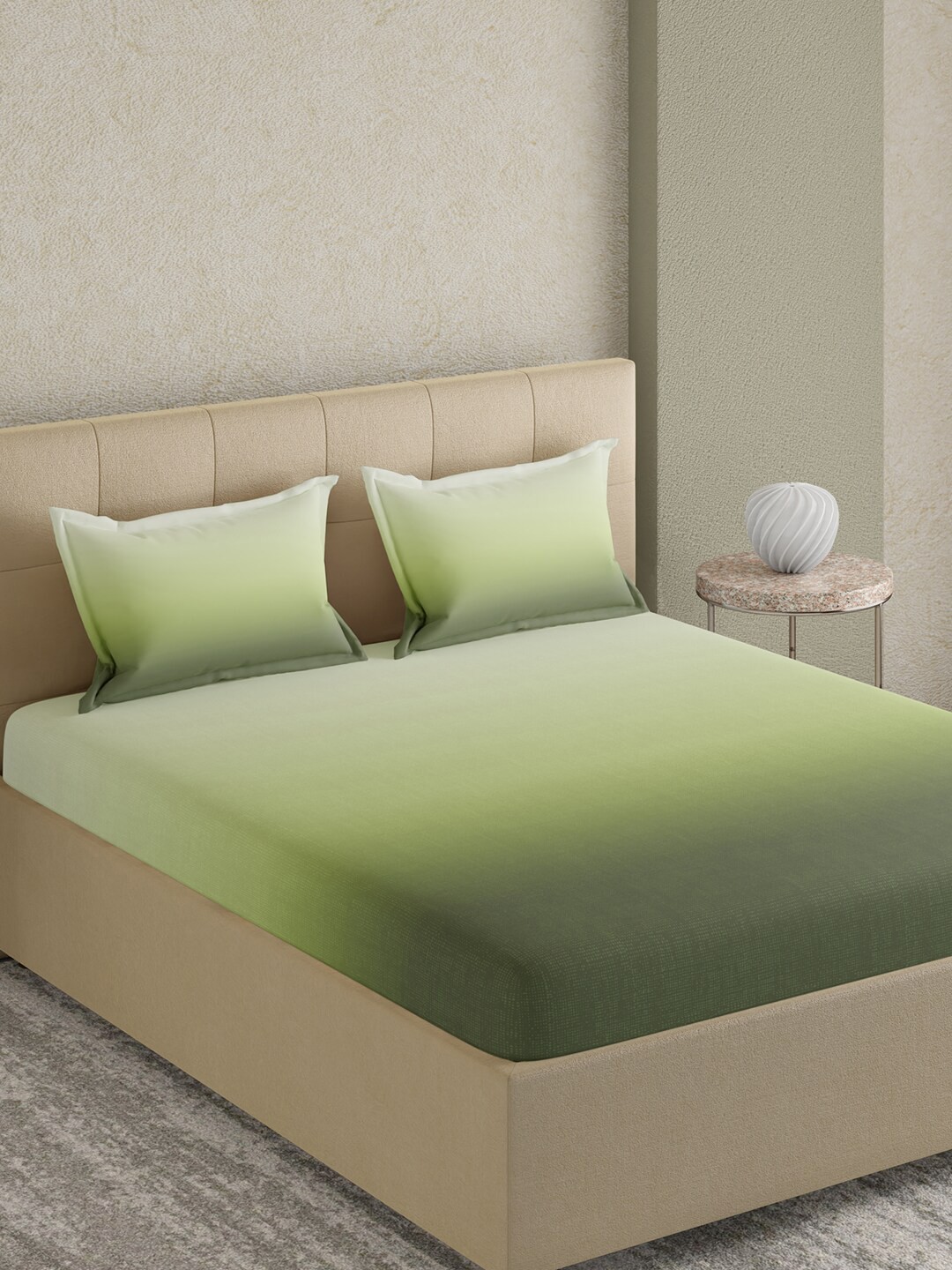 

GM Green Cotton 180 TC King Bedsheet with 2 Pillow Covers