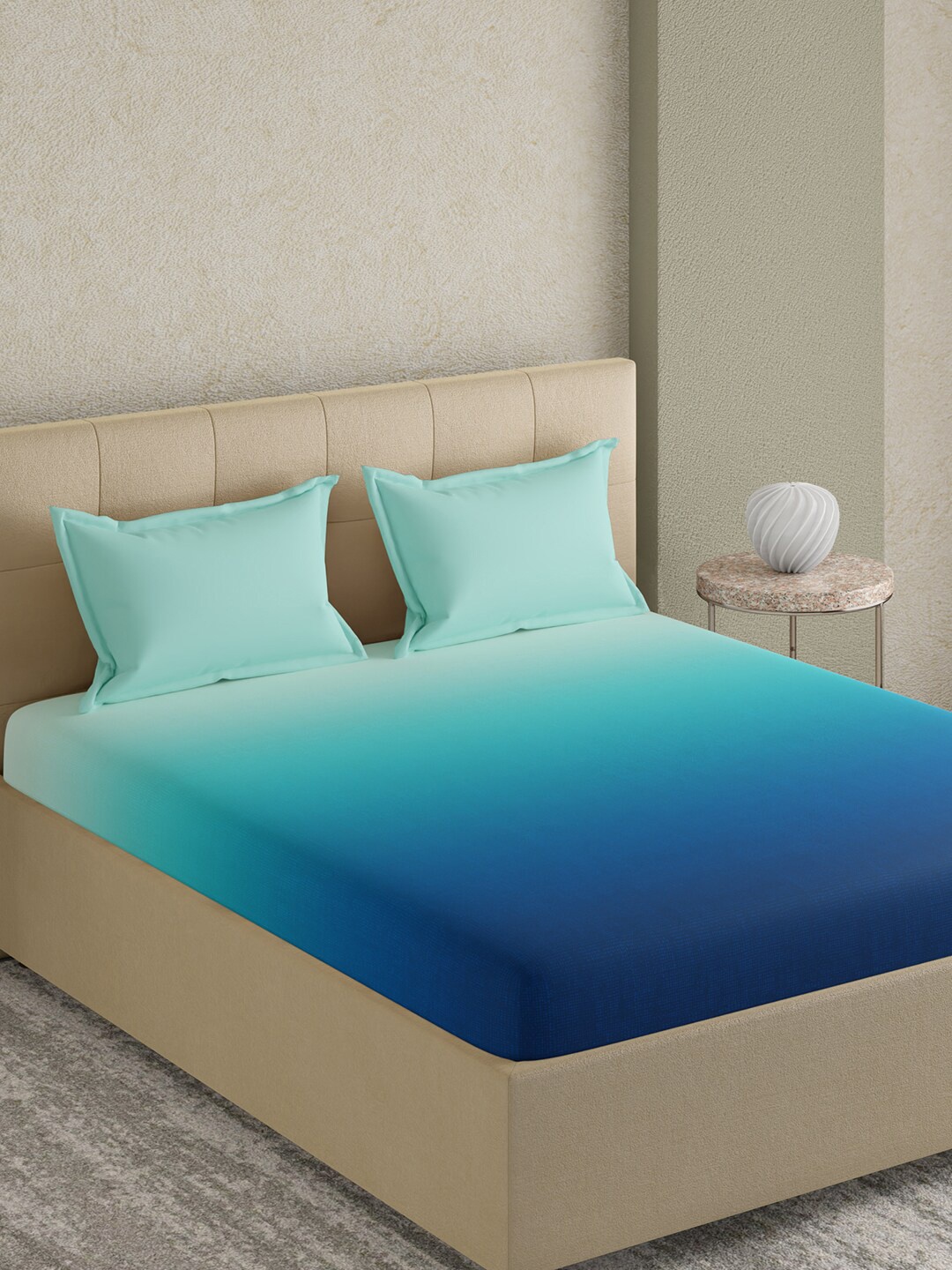 

GM Blue 180 TC Cotton 180 TC King Bedsheet with 2 Pillow Covers