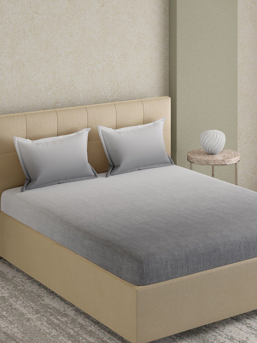

GM Grey Cotton 180 TC King Bedsheet with 2 Pillow Covers