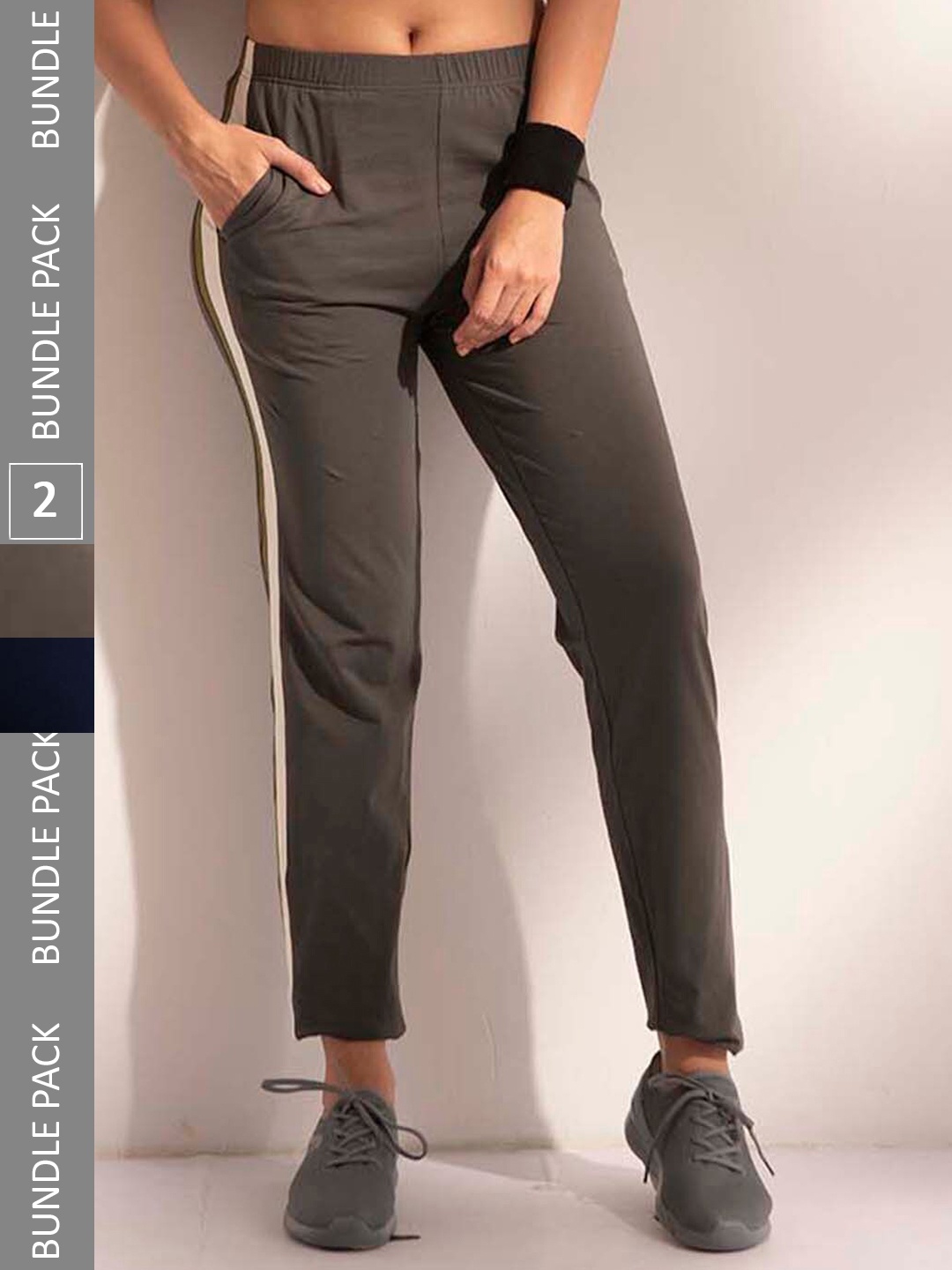 

LYRA Women Pack Of 2 Assorted Cotton Relaxed-Fit Anti Odour Track Pants
