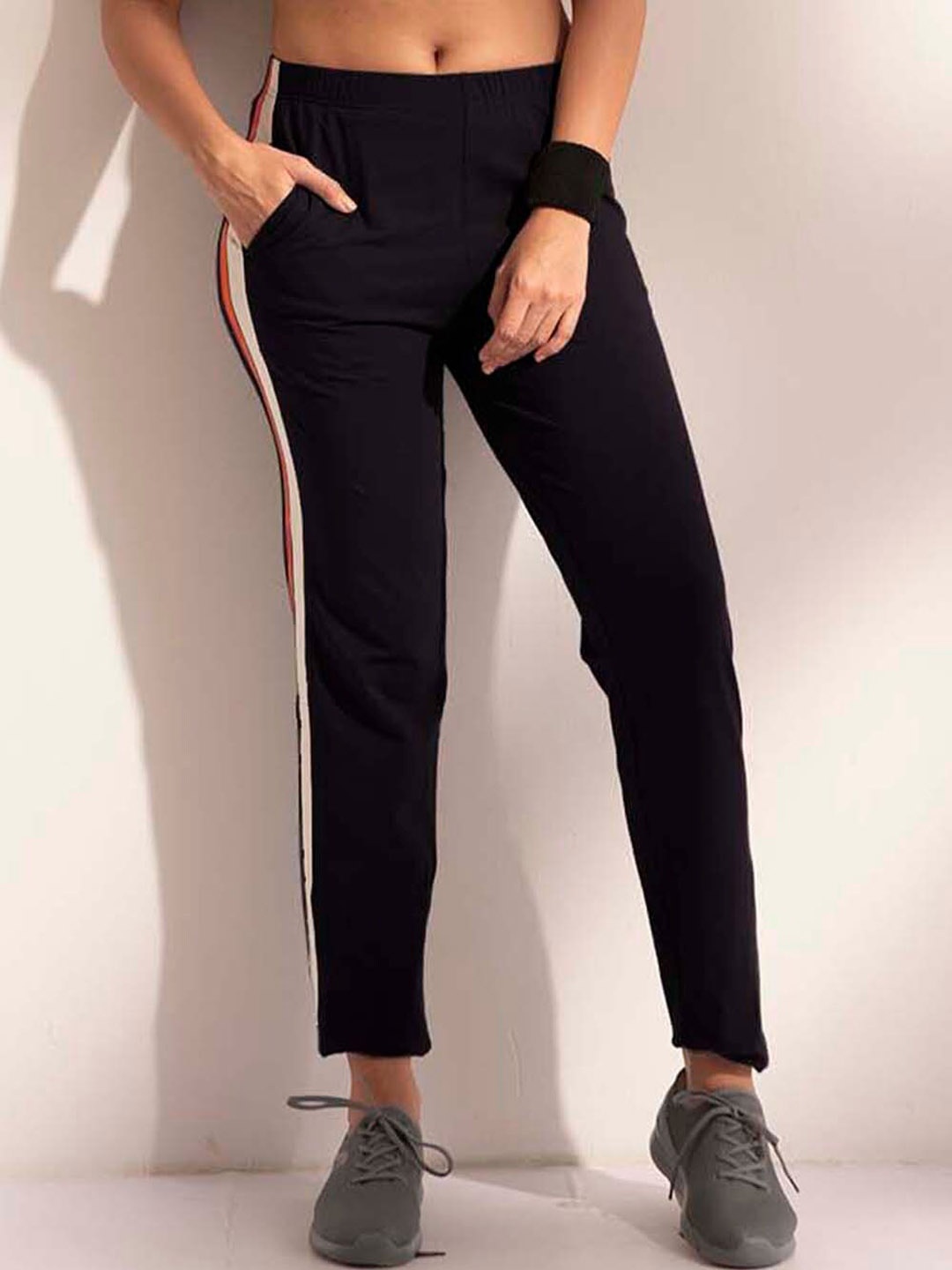 

LYRA Women Cotton Relaxed-Fit Anti Odour Track Pants, Black