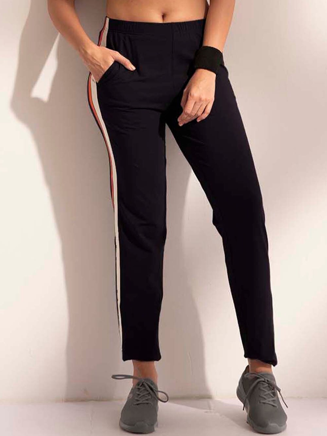 

LYRA Women Anti Odour Cotton Relaxed-Fit Track Pants, Black