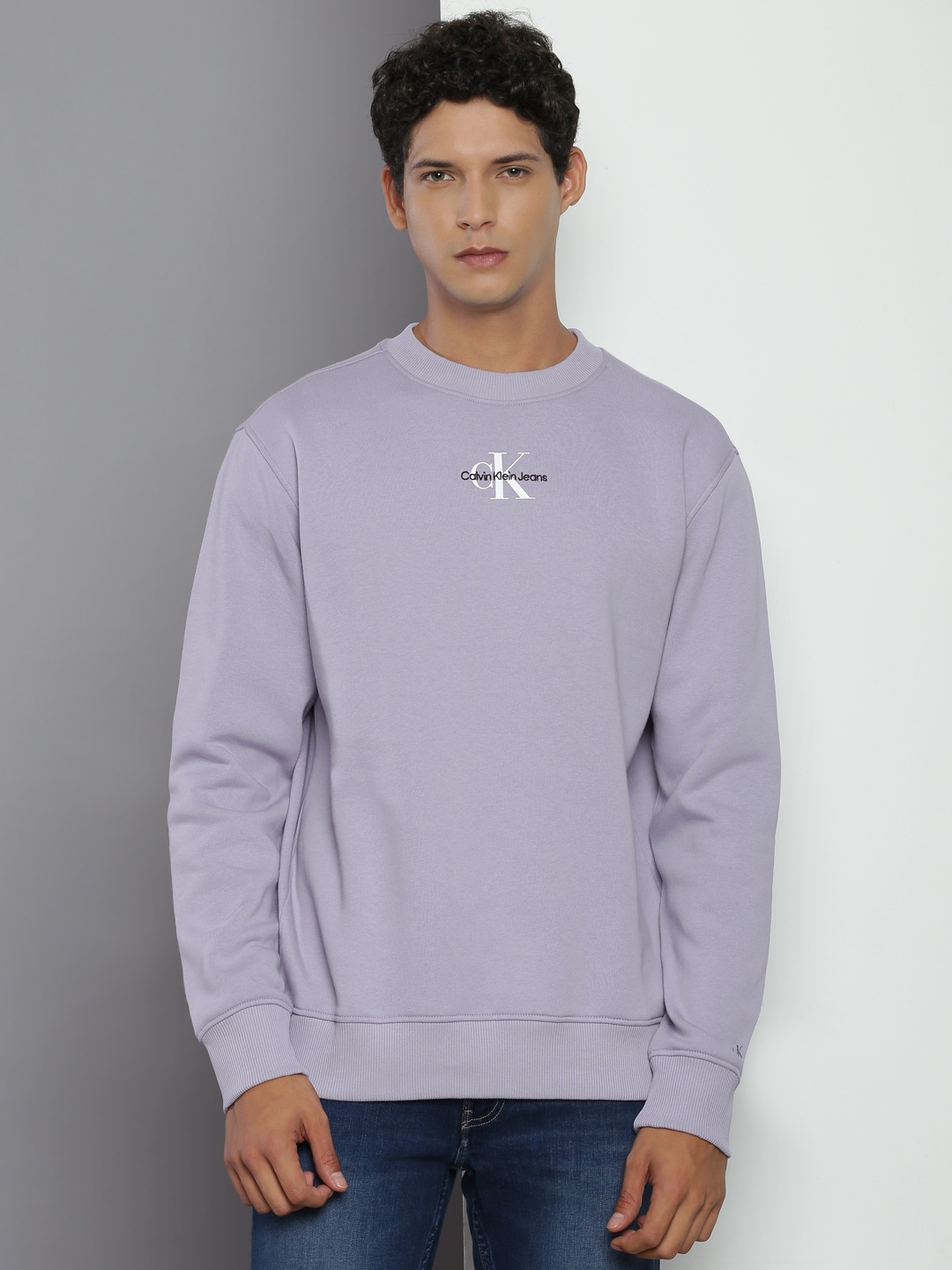 

Calvin Klein Jeans Round Neck Sweatshirt, Purple