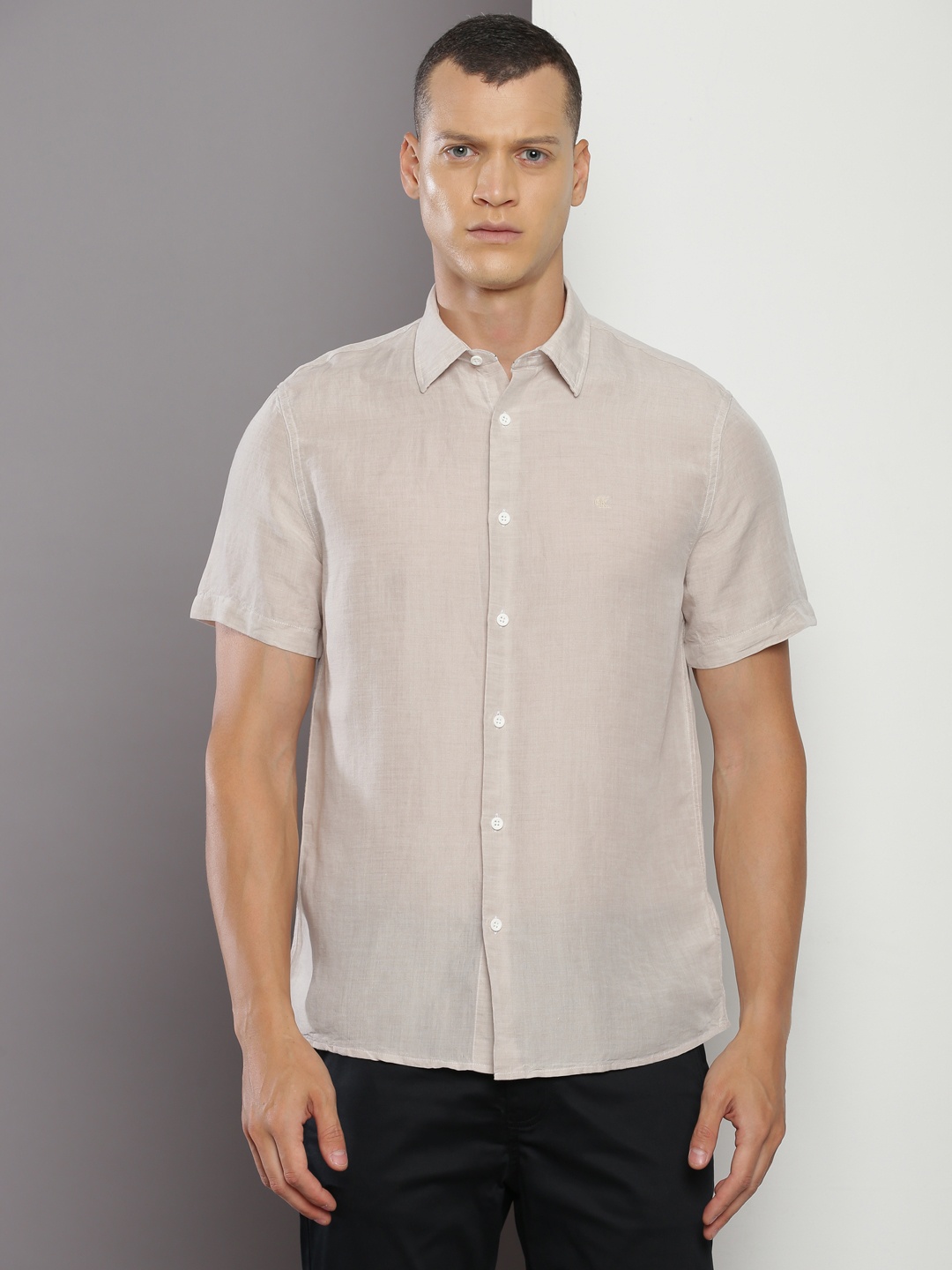 

Calvin Klein Jeans Regular Fit Spread Collar Casual Shirt, Beige