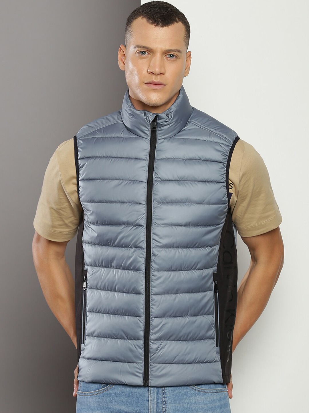

Calvin Klein Jeans Mock Collar Sleeveless Puffer Jacket, Grey