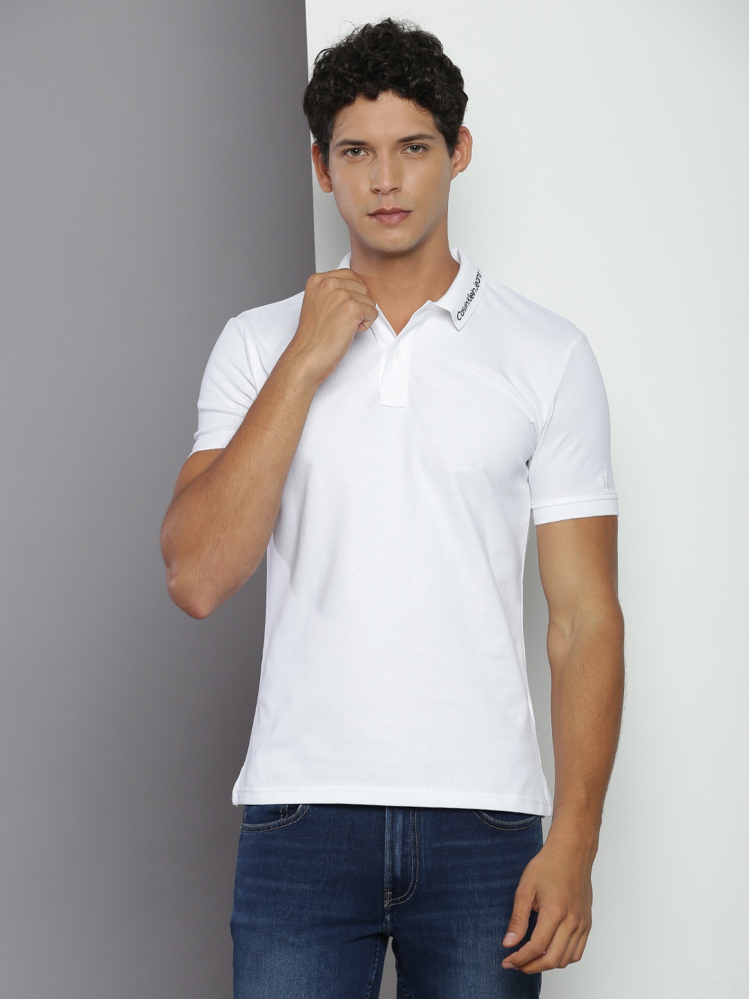 

Calvin Klein Jeans Polo Collar Slim Fit T-shirt, White