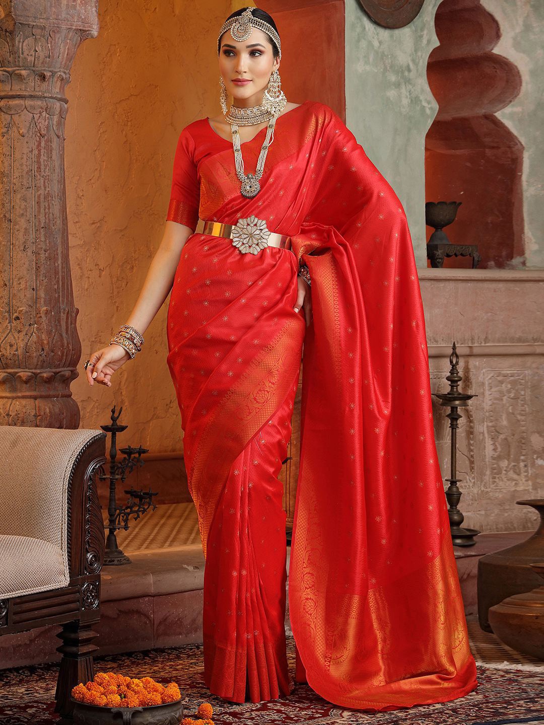 

Mitera Woven Design Art Silk Saree, Red