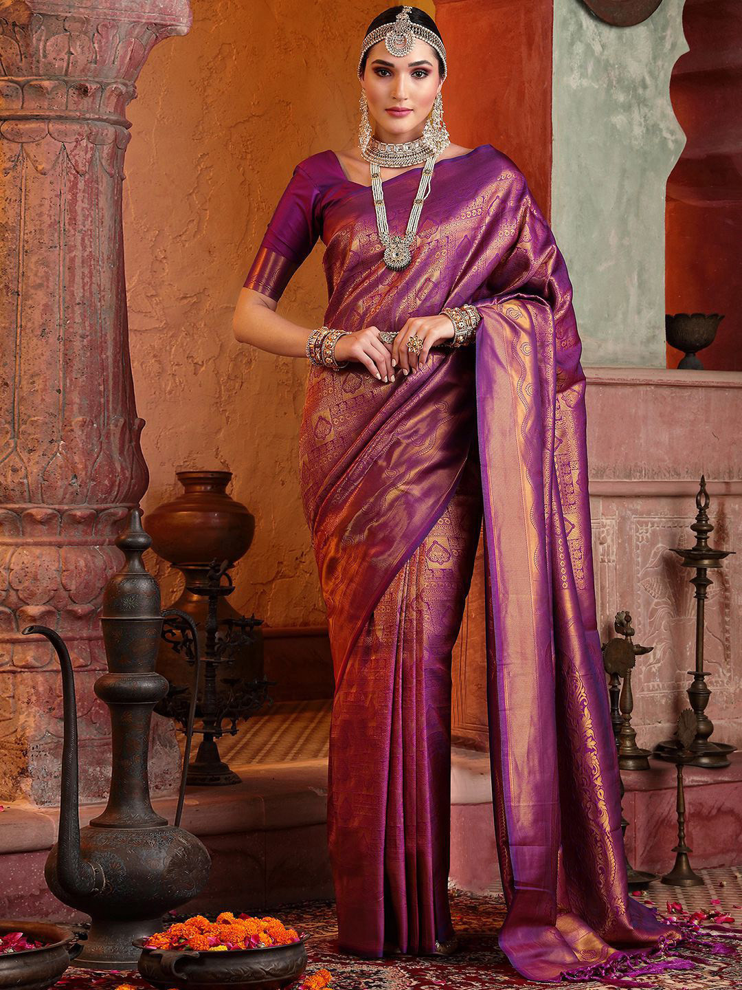 

Mitera Ethnic Motif Woven Design Zari Saree, Purple