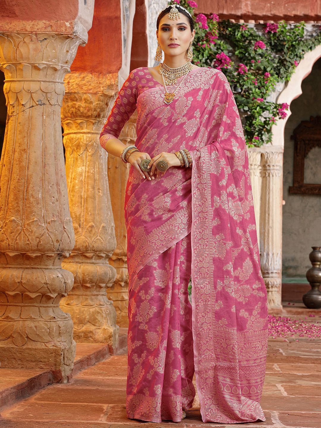 

Mitera Floral Design Woven Design Zari Silk Cotton Saree, Pink