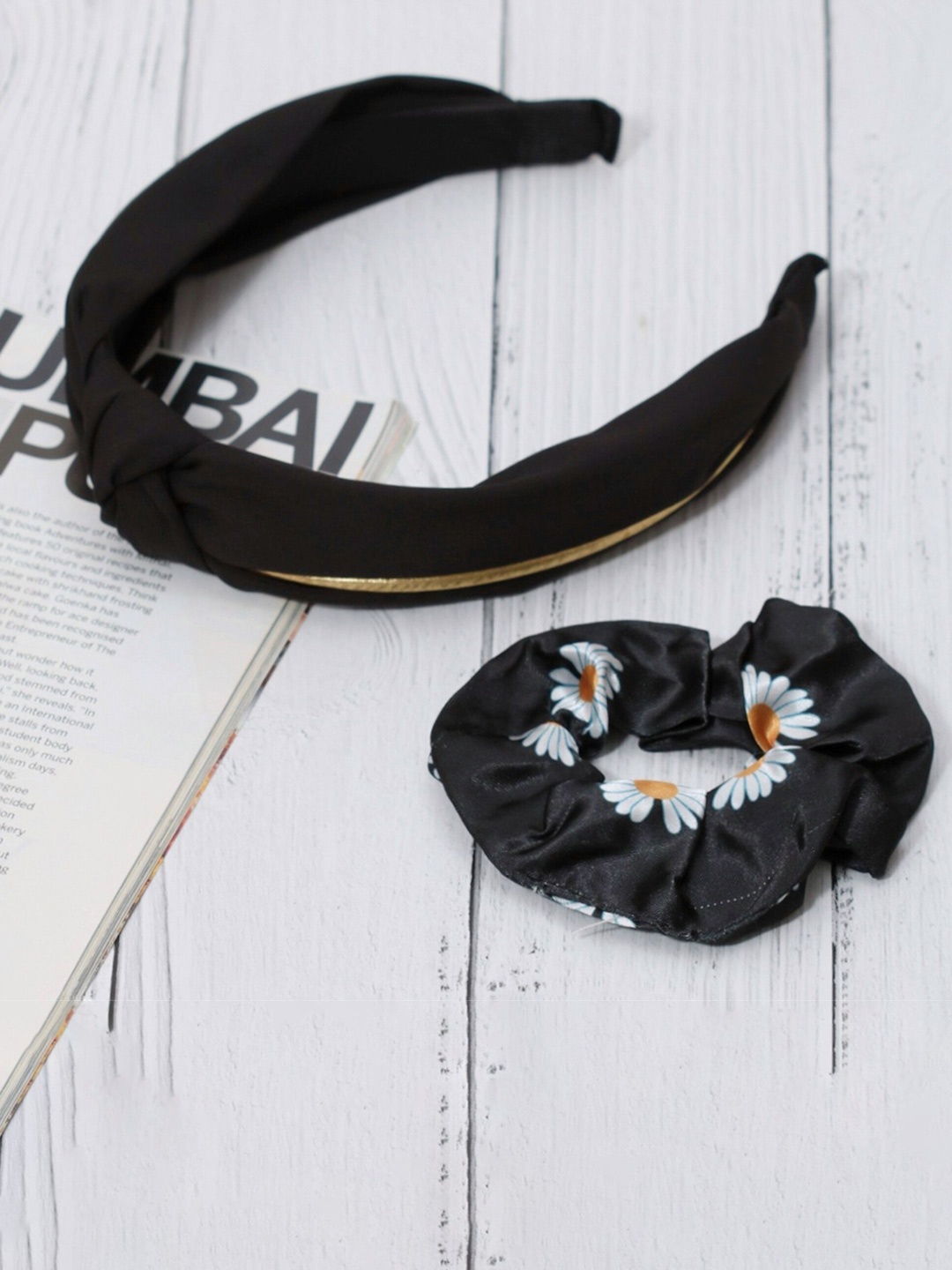 

Yellow Bee Girls Set of 2 Hair Accessory Set, Black