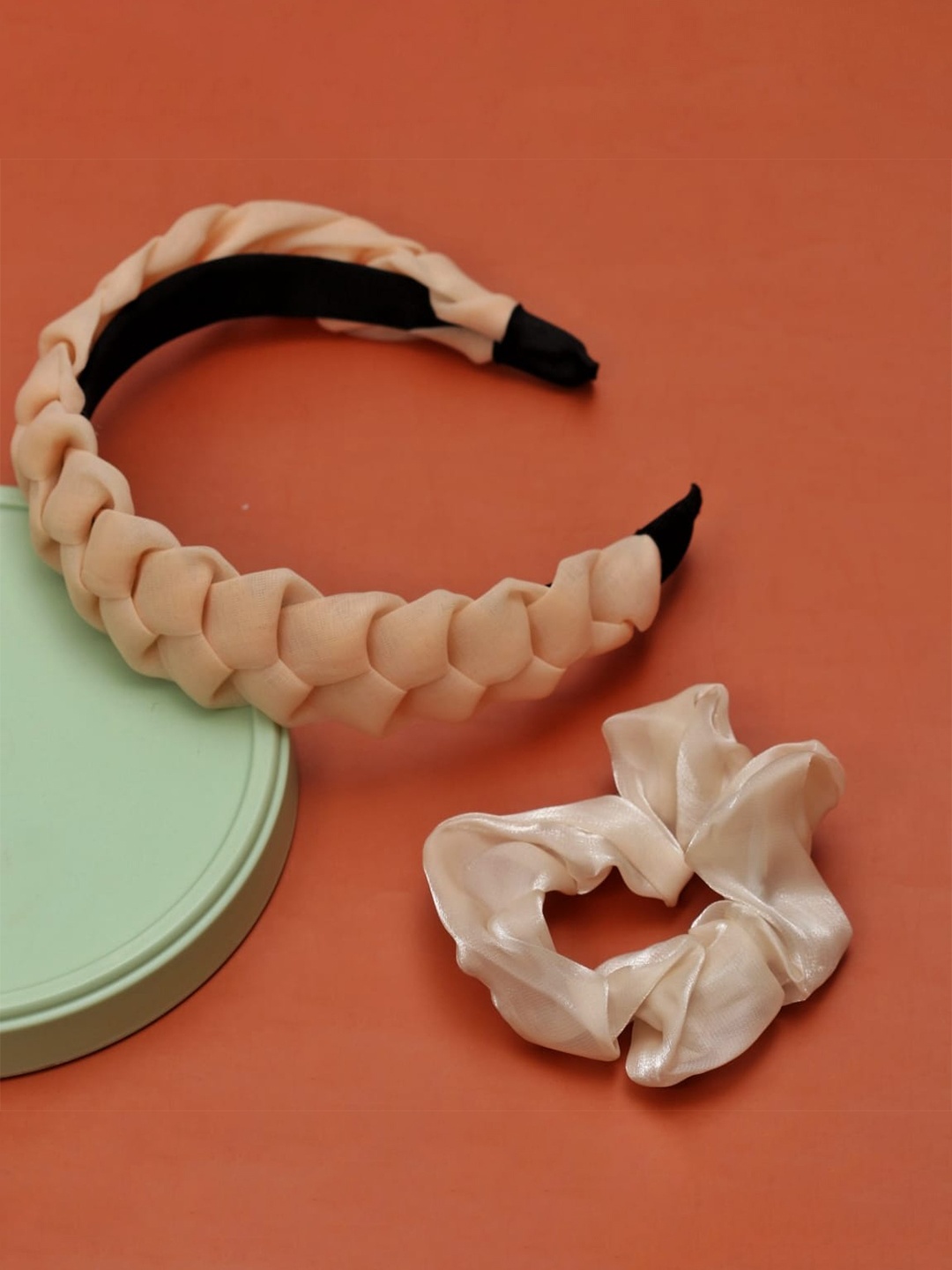 

Yellow Bee Girls Set of 2 Hair Accessory Set, Peach