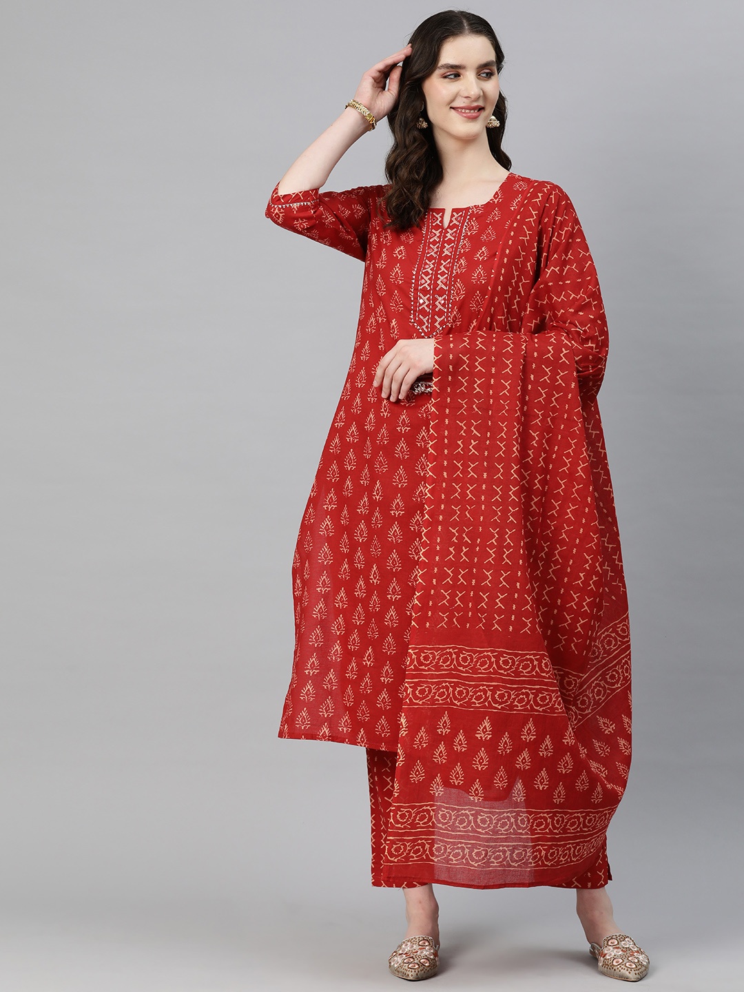 

Readiprint Women Ethnic Motifs Printed Cotton Kurta with Palazzos & Dupatta, Red
