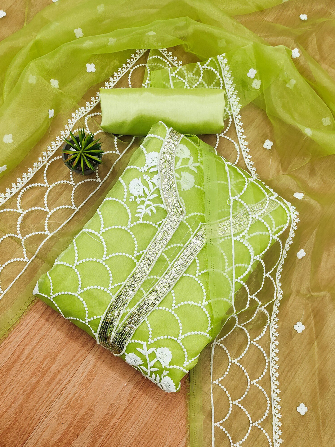 

KALINI Embroidered Organza Unstitched Dress Material, Green
