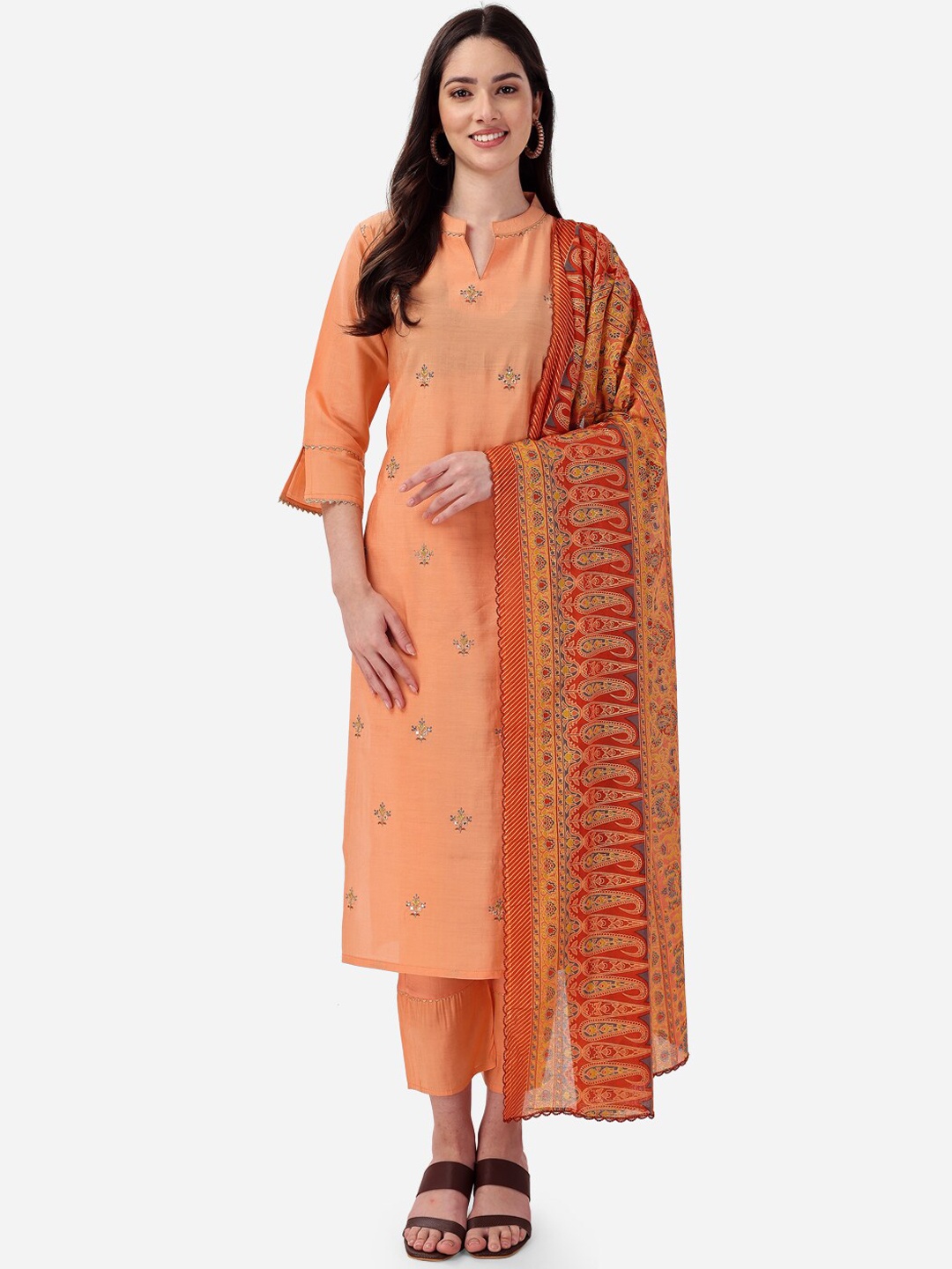 

STYLE SAMSARA Floral Printed Gotta patti Kurta with Trousers & Dupatta, Peach