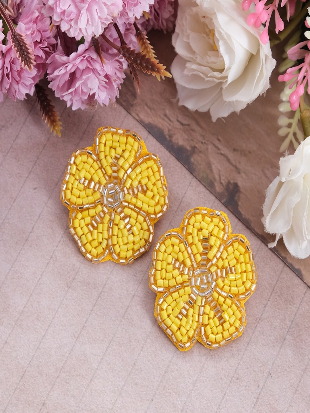 

UNIVERSITY TRENDZ Yellow Classic Beaded Floral Studs Earrings