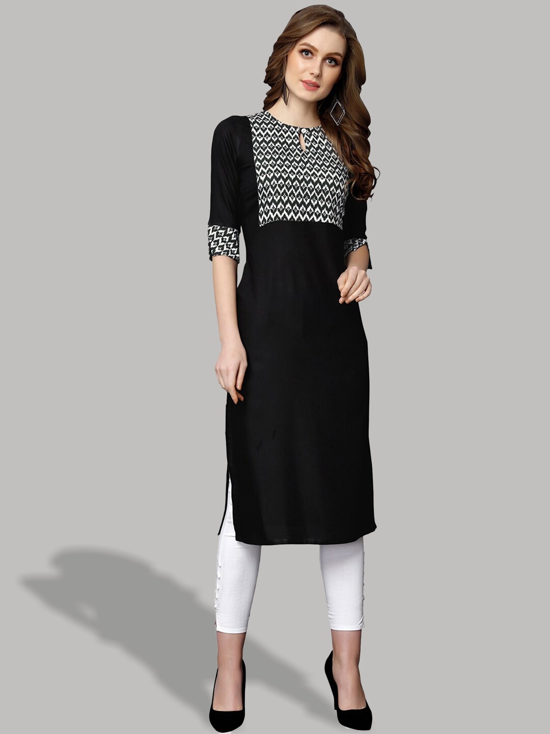 

KALINI Geometric Printed Yoke Keyhole Neck Straight Kurta, Black