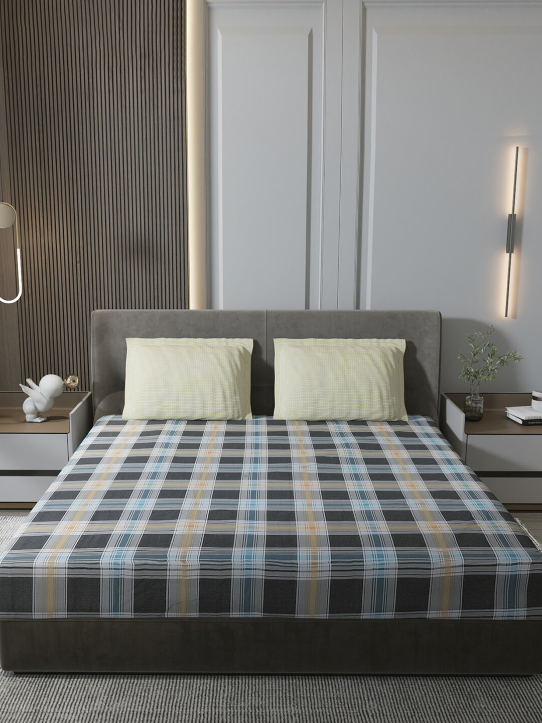 

Monte Carlo White & Black Geometric Pure Cotton 200 TC Queen Bedsheet With 2 Pillow Covers