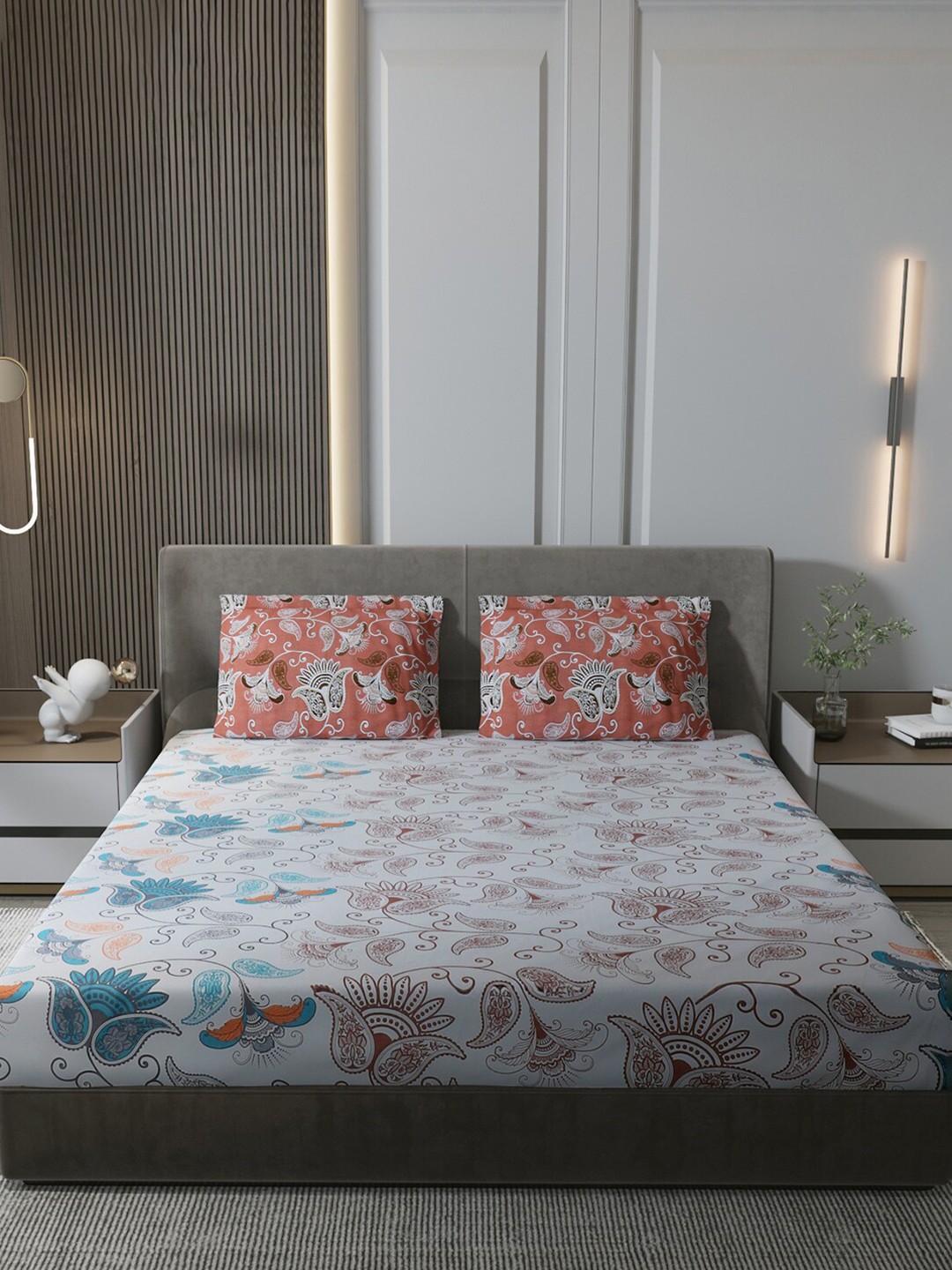 

Monte Carlo Persia Off White Floral Pure Cotton 144 TC King Bedsheet with 2 Pillow Covers