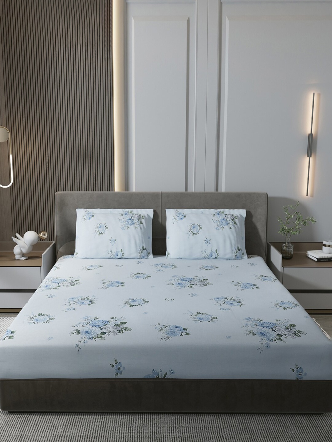 

Monte Carlo Armania Blue Floral Pure Cotton 210 TC King Bedsheet with 2 Pillow Covers