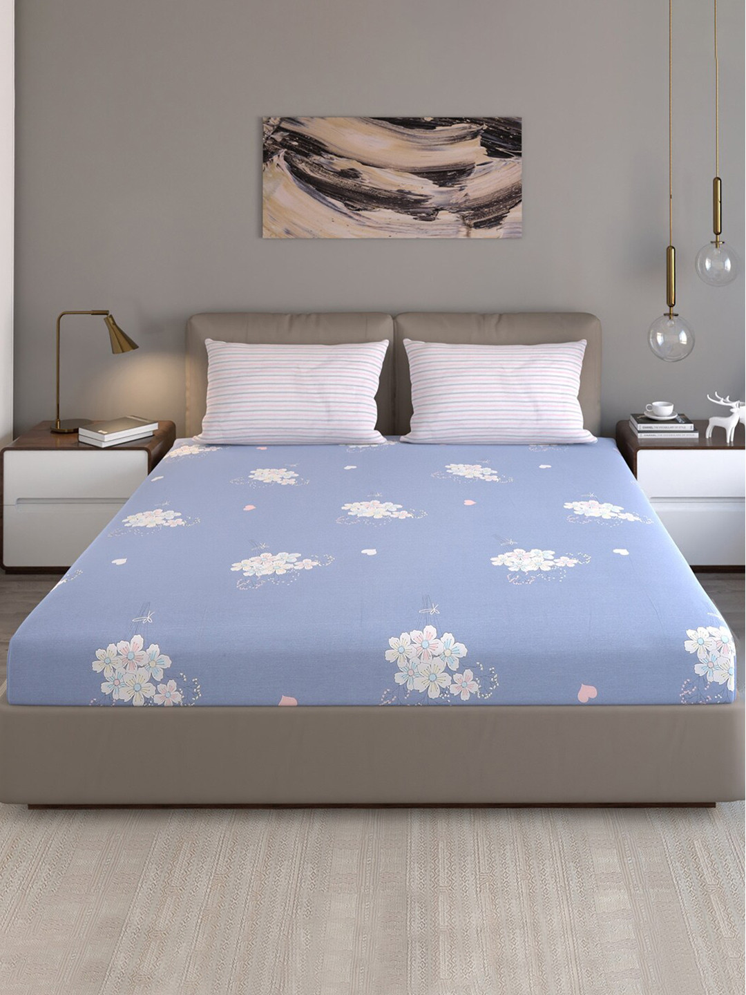 

Monte Carlo Lovenia Blue & White Printed Cotton 200 TC Queen Bedsheet With 2 Pillow Covers