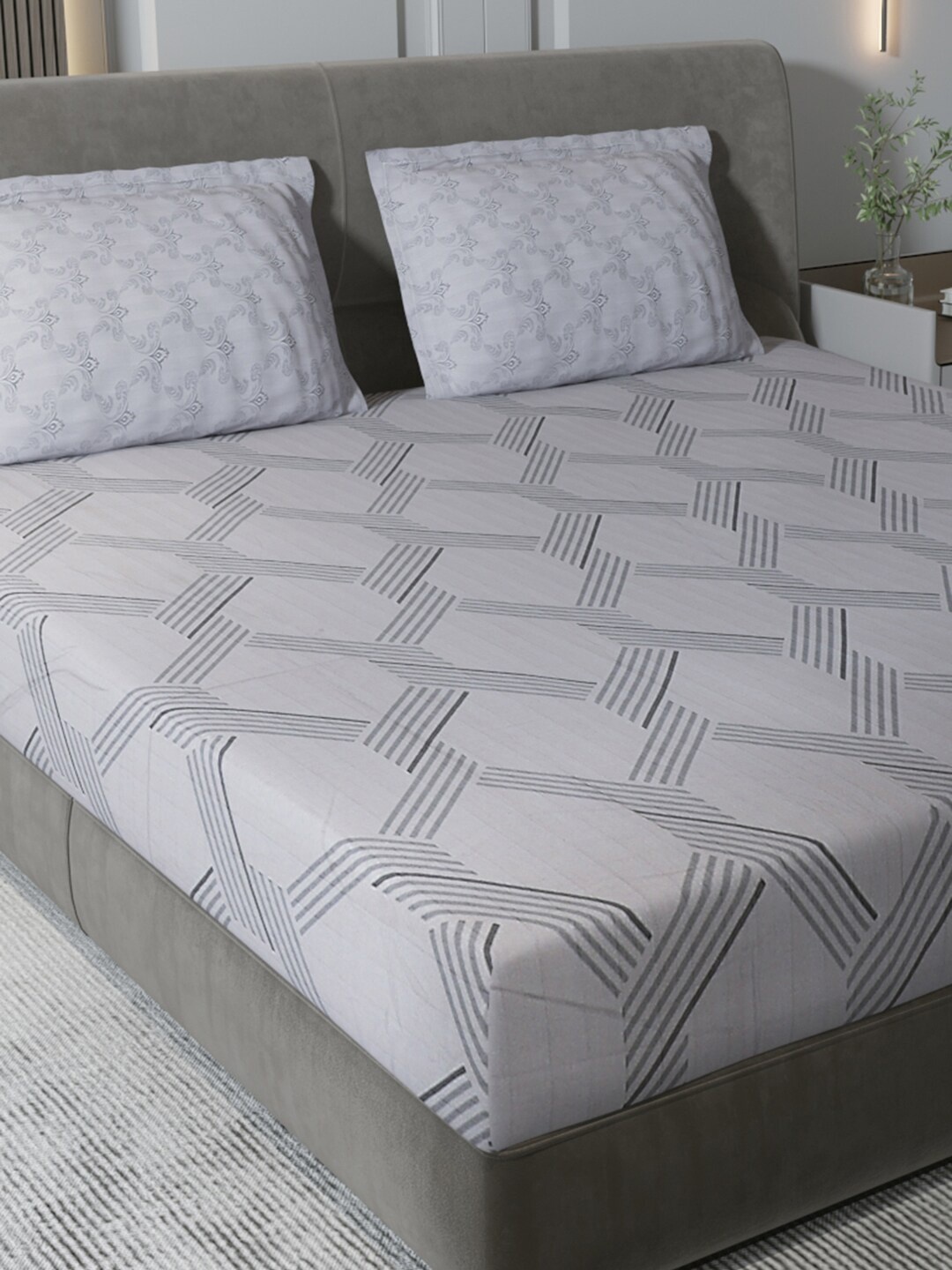 

Monte Carlo Armania Grey Geometric 210 TC Cotton King Bedsheet with 2 Pillow Covers