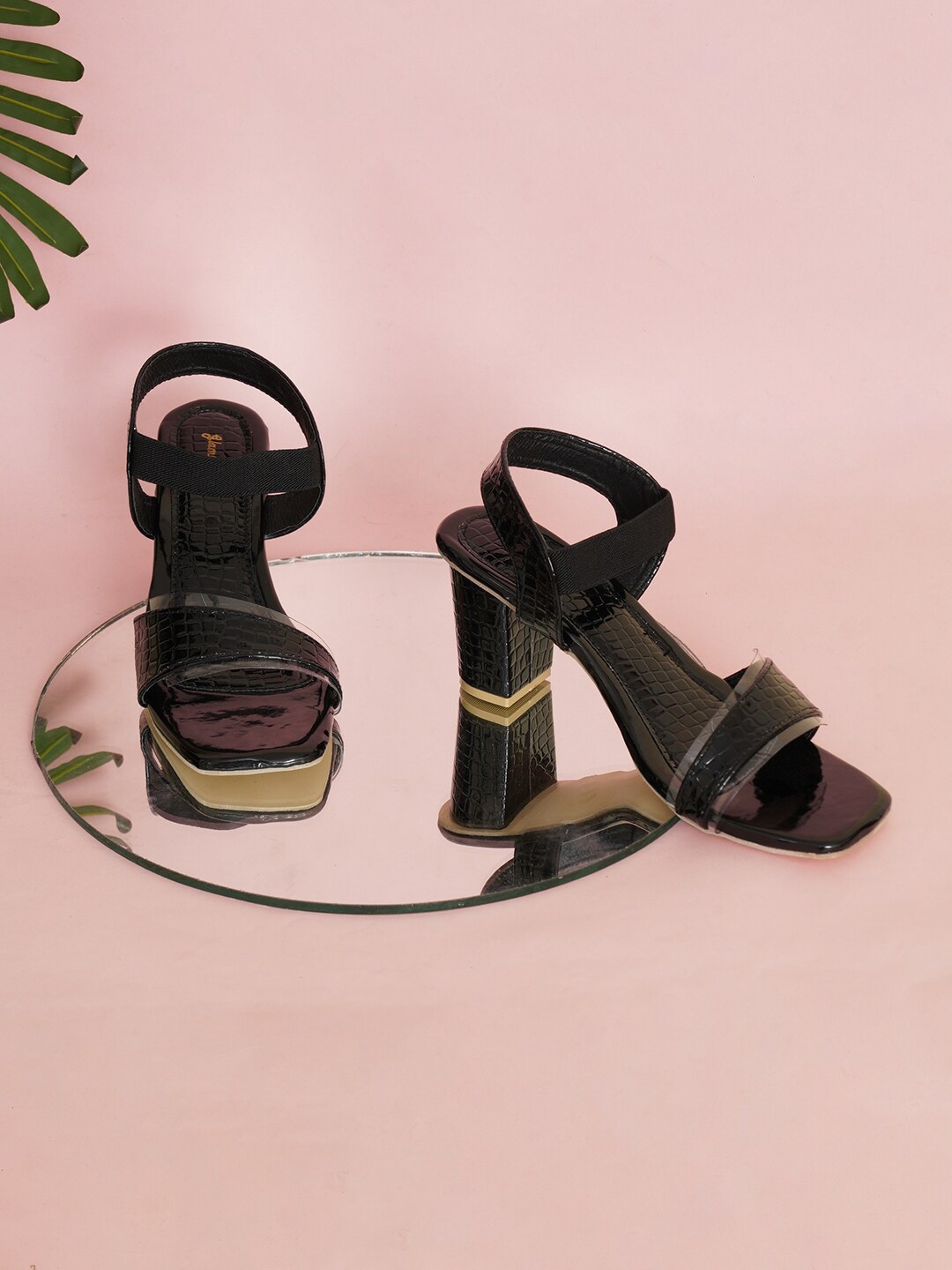 

GLAMZKART Textured Block Heels, Black