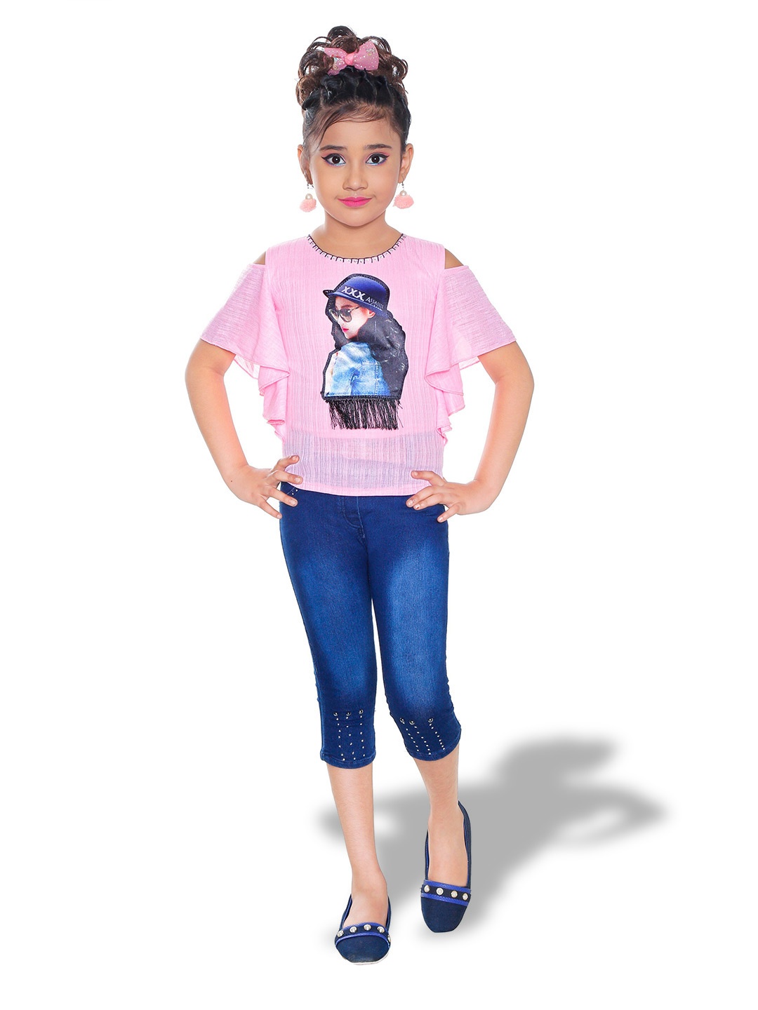 

BAESD Printed Cold-Shoulder Sleeve Top with Denim Capris, Pink