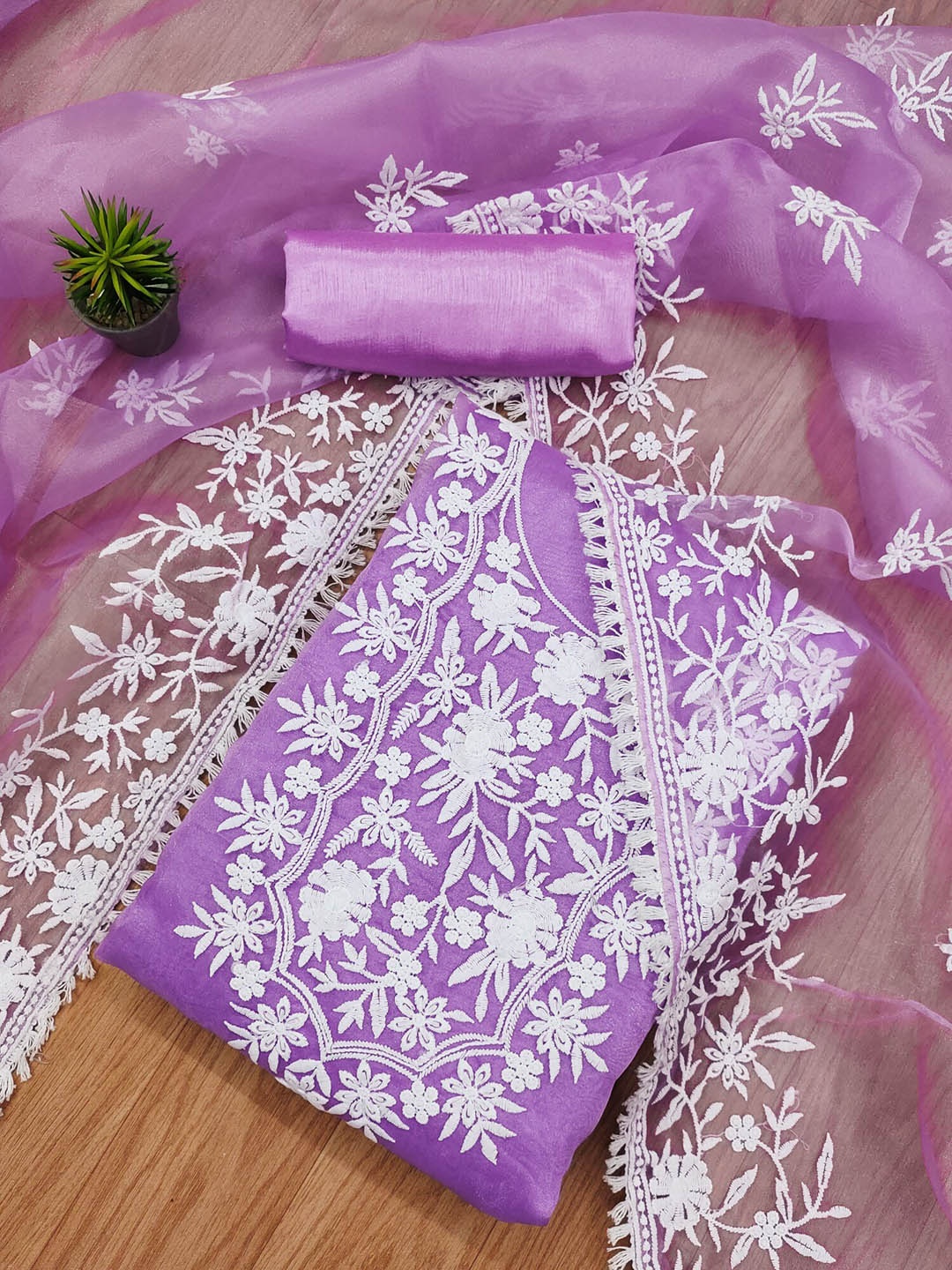 

KALINI Floral Embroidered Organza Unstitched Dress Material, Lavender