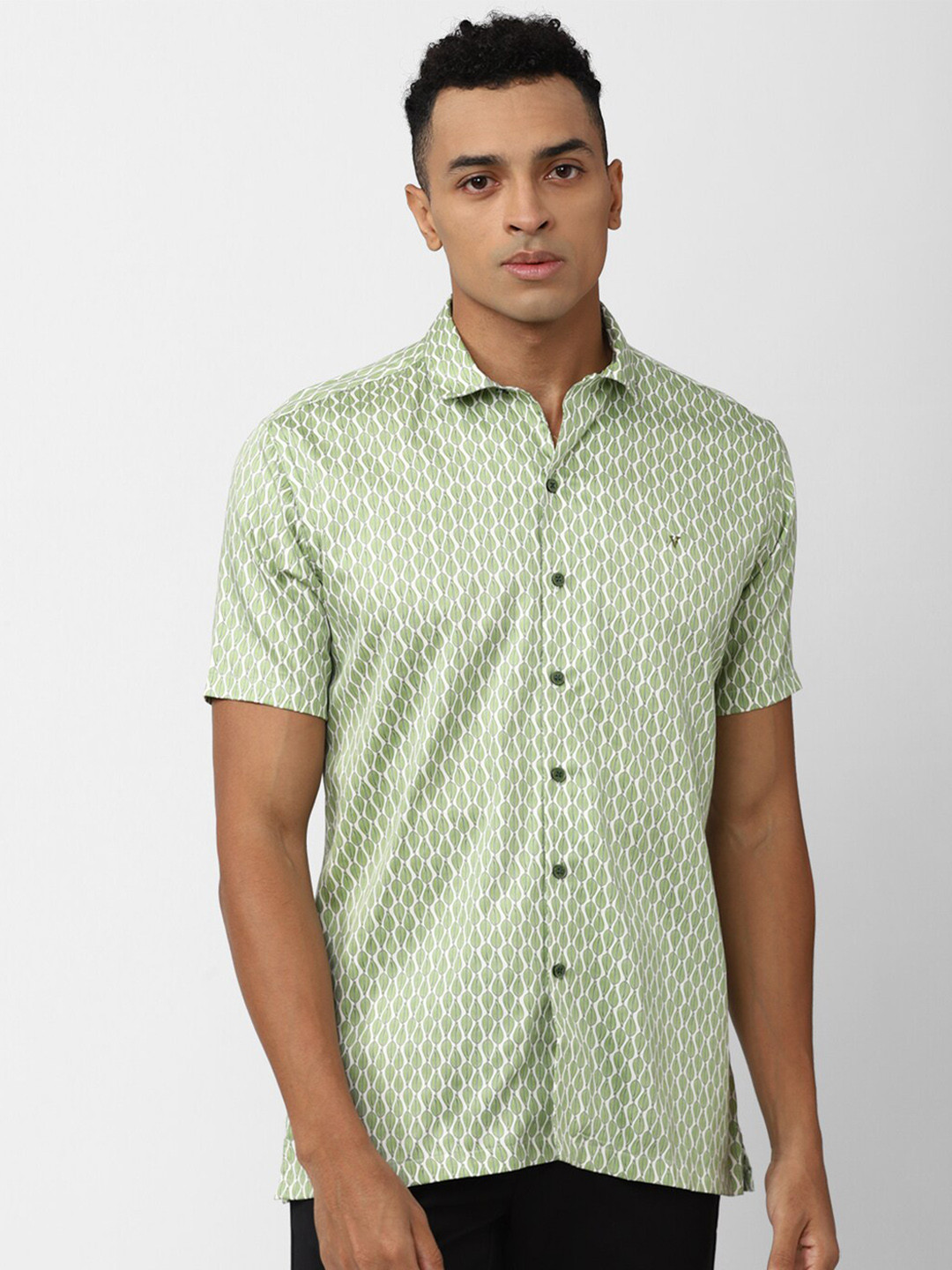 

V Dot Micro Or Ditsy Printed Slim Fit Casual Shirt, Green