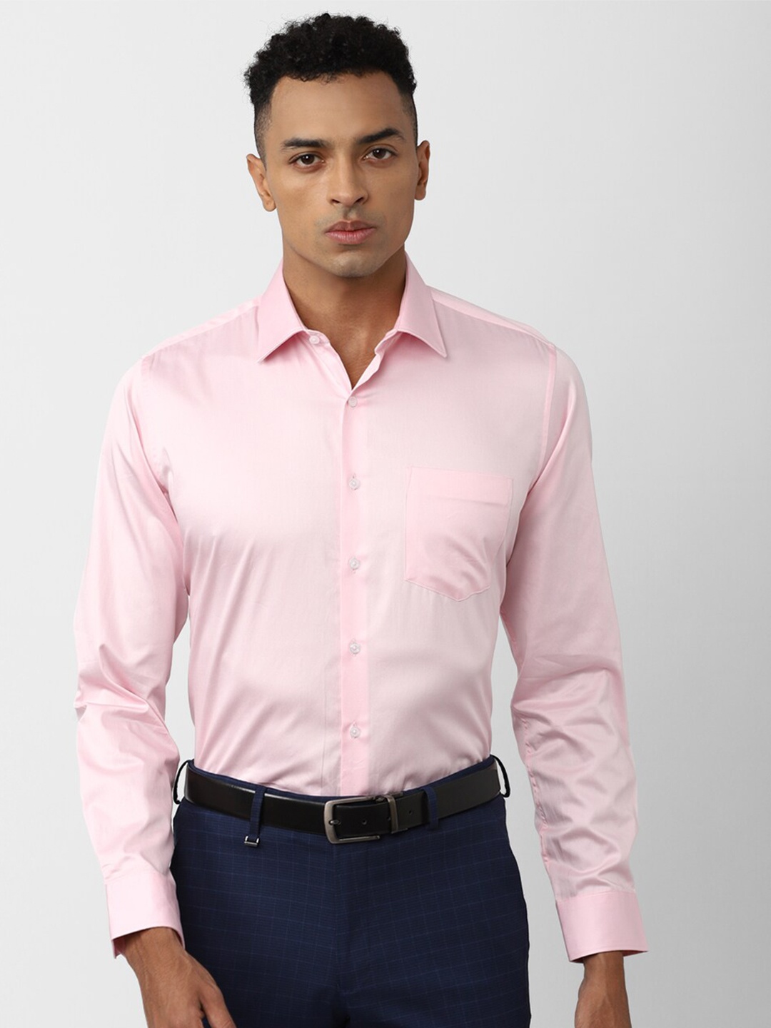 

Van Heusen Slim Fit Pure Cotton Formal Shirt, Pink