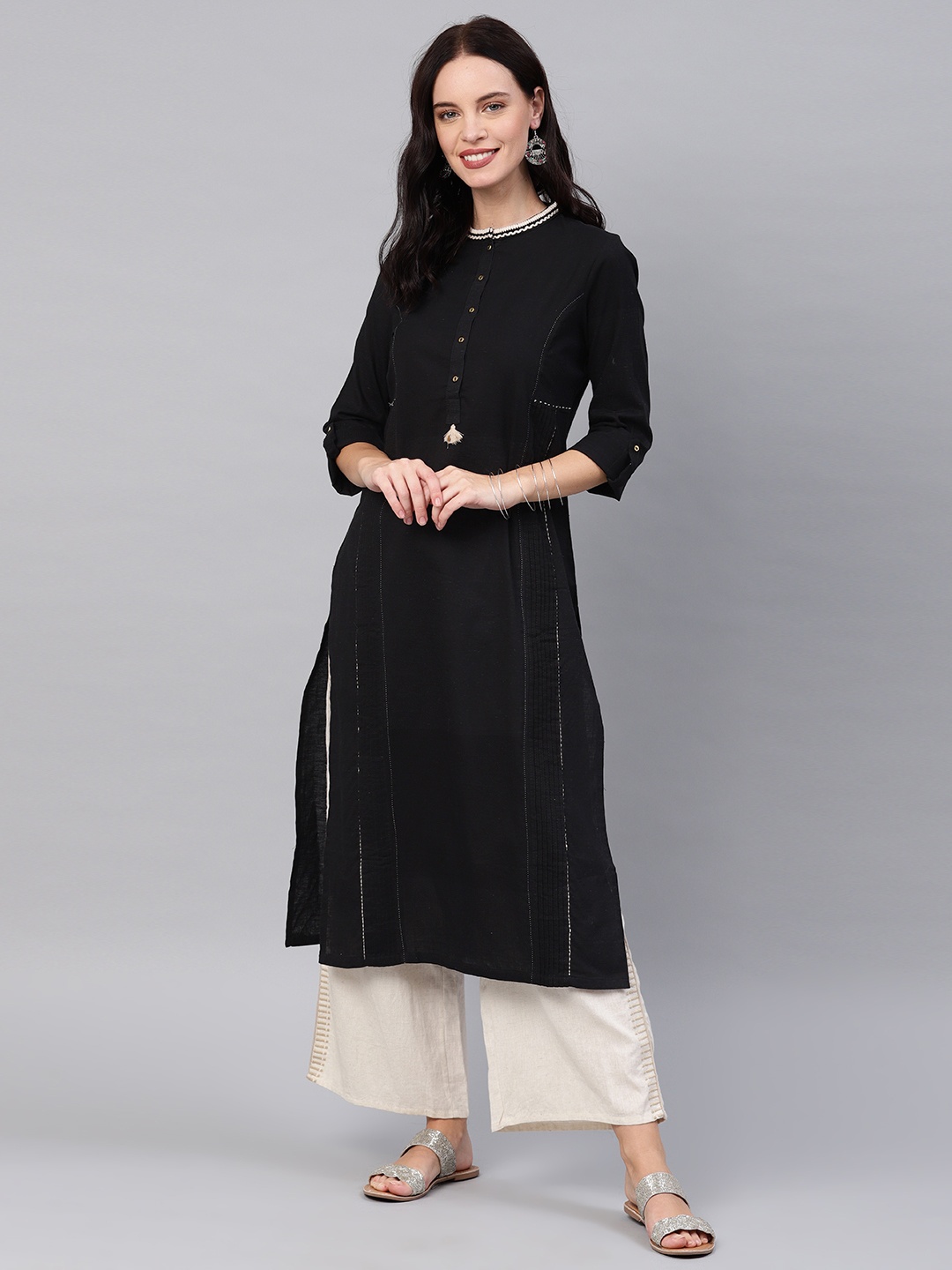 

W Women Black Solid Straight Kurta