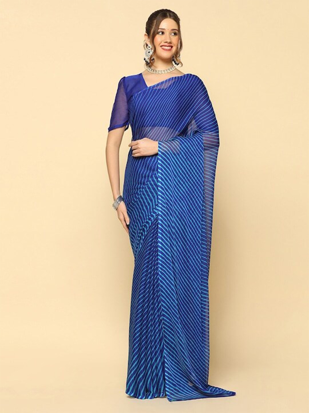 

MOKSHA DESIGNS Leheriya Printed Pure Georgette Leheriya Saree, Blue