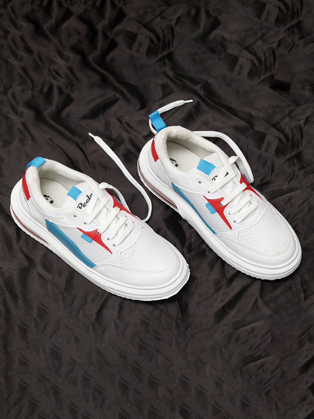 

FASHION FASTER Men Colourblocked Sneakers, White
