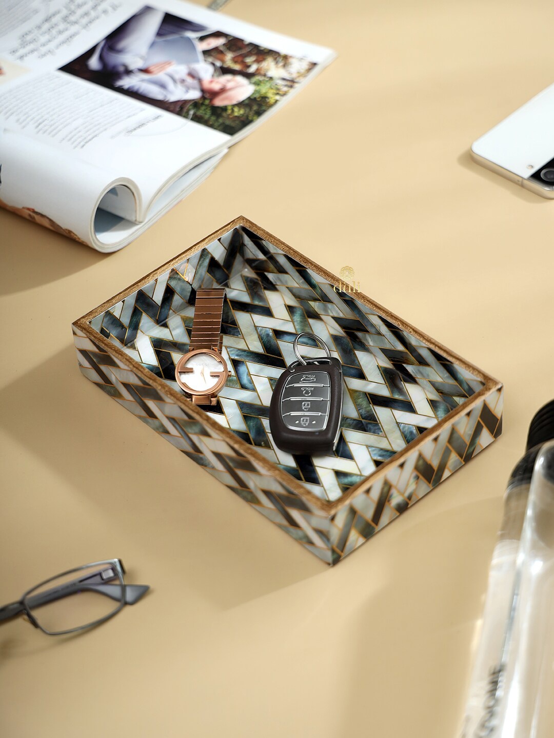 

DULI White & Black Rectangle Printed Serving Trays